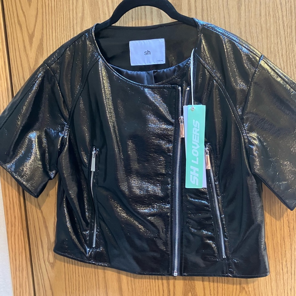 Short Sleeve Glossy Faux Leather Moto Jacket